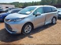 2024 Toyota Sienna — photo 2 of 16 | VIN 5TDZRKEC0RS217392