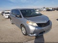2014 Toyota Sienna — photo 1 of 19 | VIN 5TDZK3DCXES471407