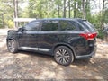 2019 Mitsubishi Outlander — photo 3 of 16 | VIN JA4AZ3A35KZ044766