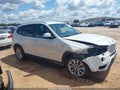 2017 BMW X3 — photo 13 of 17 | VIN 5UXWZ7C51H0V86069