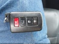 2014 Toyota Highlander — photo 11 of 16 | VIN 5TDDKRFHXES060269