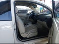 2010 Volkswagen Beetle — photo 5 of 17 | VIN 3VWRG3AG3AM013479