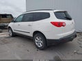 2011 Chevrolet Traverse — photo 3 of 17 | VIN 1GNKREED1BJ411774