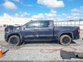 2022 GMC Sierra 1500 — photo 14 of 16 | VIN 3GTUUCED0NG591565