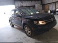 2015 Volkswagen Tiguan — photo 1 of 17 | VIN WVGAV7AX0FW607382