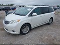 2017 Toyota Sienna — photo 2 of 16 | VIN 5TDYZ3DC2HS824458