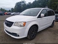 2015 Dodge Grand Caravan — photo 2 of 11 | VIN 2C4RDGCG1FR516153