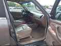 2004 Toyota Tundra — photo 5 of 15 | VIN 5TBDT481X4S465653