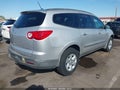 2010 Chevrolet Traverse — photo 4 of 17 | VIN 1GNLREED2AS154606