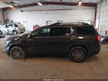 2017 GMC Acadia — photo 14 of 16 | VIN 1GKKNLLS9HZ173455