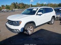 2018 Volkswagen Atlas — photo 2 of 16 | VIN 1V2MR2CA9JC540503