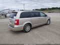 2013 Chrysler Town & Country — photo 4 of 12 | VIN 2C4RC1CG2DR652109