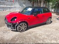 2024 Mini Hardtop — photo 2 of 19 | VIN WMW13DJ04R2U94301