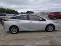 2017 Toyota Prius Prime — photo 13 of 17 | VIN JTDKARFPXH3032530