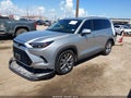 2024 Toyota Highlander — photo 2 of 17 | VIN 5TDAAAA57RS001979