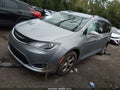 2017 Chrysler Pacifica — photo 2 of 16 | VIN 2C4RC1EG0HR659904
