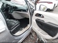 2017 Chrysler Pacifica — photo 5 of 16 | VIN 2C4RC1EG0HR659904