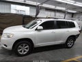 2010 Toyota Highlander — photo 15 of 17 | VIN 5TDZK3EH6AS014162