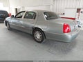 2004 Lincoln Town Car — photo 3 of 16 | VIN 1LNHM81W44Y678326