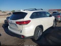 2018 Toyota Highlander — photo 4 of 16 | VIN 5TDJZRFH0JS530091