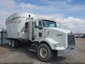 2010 Kenworth Construction — photo 1 of 10 | VIN 1NKDL00X9AJ262065