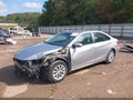 2016 Toyota Camry — photo 2 of 16 | VIN 4T1BF1FK3GU138801