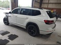 2023 Volkswagen Atlas — photo 3 of 17 | VIN 1V2SR2CA4PC557368