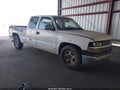 2000 Chevrolet Silverado 1500 — photo 1 of 14 | VIN 2GCEC19T7Y1275168