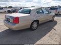 2006 Lincoln Town Car — photo 4 of 11 | VIN 1LNHM82V66Y611428
