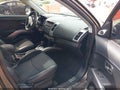 2010 Mitsubishi Outlander — photo 5 of 12 | VIN JA4JT5AX2AZ003221