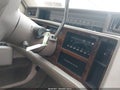 1993 Cadillac Deville — photo 11 of 16 | VIN 1G6CD53B9P4309886