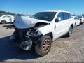 2016 Jeep Grand Cherokee — photo 2 of 16 | VIN 1C4RJFAGXGC395963
