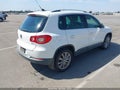 2011 Volkswagen Tiguan — photo 4 of 12 | VIN WVGAV7AX5BW523892