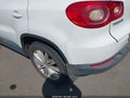 2011 Volkswagen Tiguan — photo 6 of 12 | VIN WVGAV7AX5BW523892