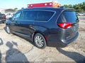 2019 Chrysler Pacifica — photo 3 of 17 | VIN 2C4RC1BG9KR589847