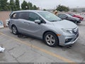 2018 Honda Odyssey — photo 1 of 16 | VIN 5FNRL6H78JB022494