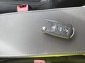 2013 Volkswagen Beetle — photo 11 of 17 | VIN 3VWJP7ATXDM606603