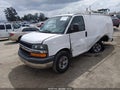 2006 Chevrolet Express 2500 — photo 2 of 17 | VIN 1GCFG15X161144662