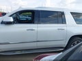 2016 Cadillac Escalade ESV — photo 15 of 17 | VIN 1GYS3HKJ6GR444911