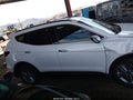 2018 Hyundai Santa Fe — photo 14 of 17 | VIN 5XYZU3LB8JG542579