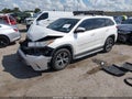 2019 Toyota Highlander — photo 2 of 16 | VIN 5TDZARFH9KS045752