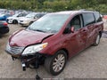 2013 Toyota Sienna — photo 2 of 16 | VIN 5TDDK3DC3DS051917
