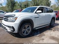 2018 Volkswagen Atlas — photo 2 of 17 | VIN 1V2RR2CA8JC600440
