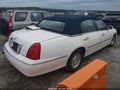 1998 Lincoln Town Car — photo 4 of 16 | VIN 1LNFM81W8WY657036