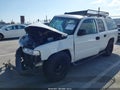 2003 Chevrolet Suburban 1500 — photo 2 of 16 | VIN 3GNFK16T93G215461