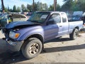 2000 Toyota Tacoma — photo 2 of 19 | VIN 4TAWM72N6YZ619043