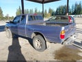 2000 Toyota Tacoma — photo 3 of 19 | VIN 4TAWM72N6YZ619043
