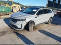 2022 Kia Sorento — photo 2 of 16 | VIN 5XYRKDLF1NG100778