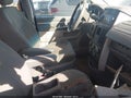 2010 Dodge Grand Caravan — photo 5 of 10 | VIN 2D4RN3D1XAR437995