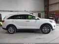 2016 Kia Sorento — photo 13 of 19 | VIN 5XYPGDA34GG045165